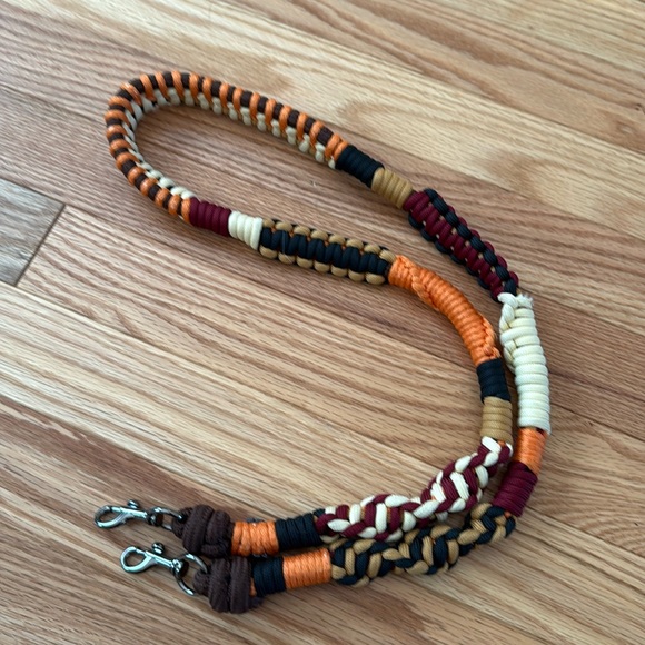 Min & Mon Handbags - NWOT MIN & MON PARACORD STRAP